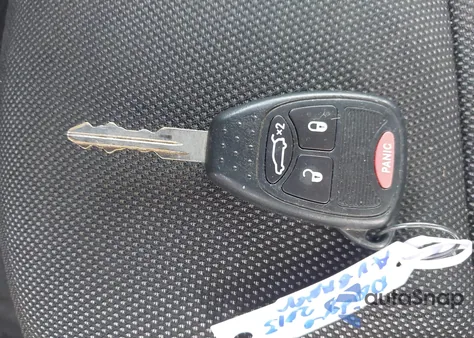 2013 Dodge Avenger Sxt z USA, uszkodzony, nr VIN 1C3CDZCG8DN709352